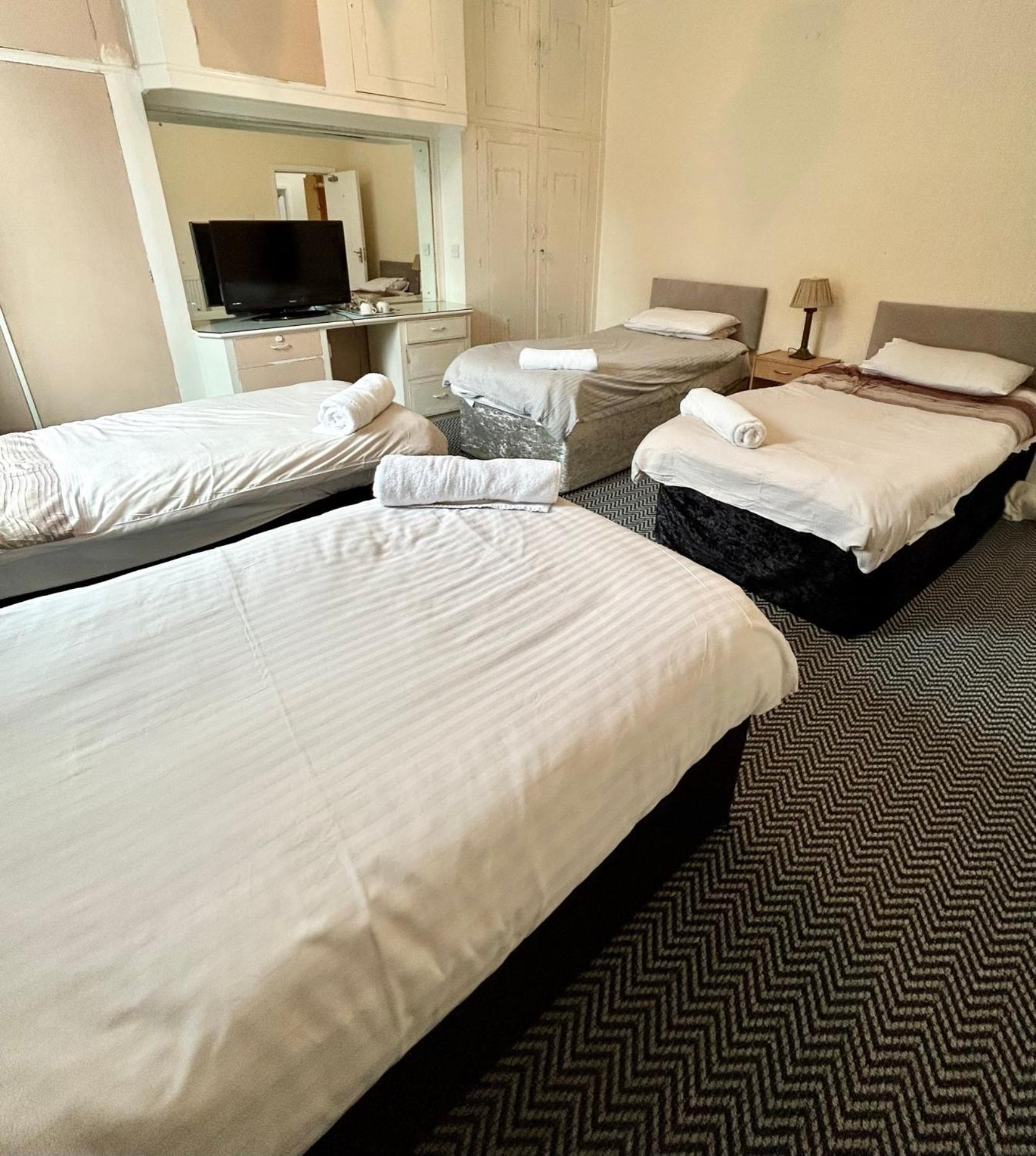 The Egerton Arms Hotel Salford Salford  Bagian luar foto